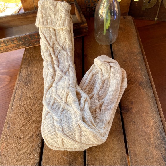 ✨SEXY CABLE KNIT OVER THE KNEE SOCKS 19” TO HEEL - Picture 5 of 11